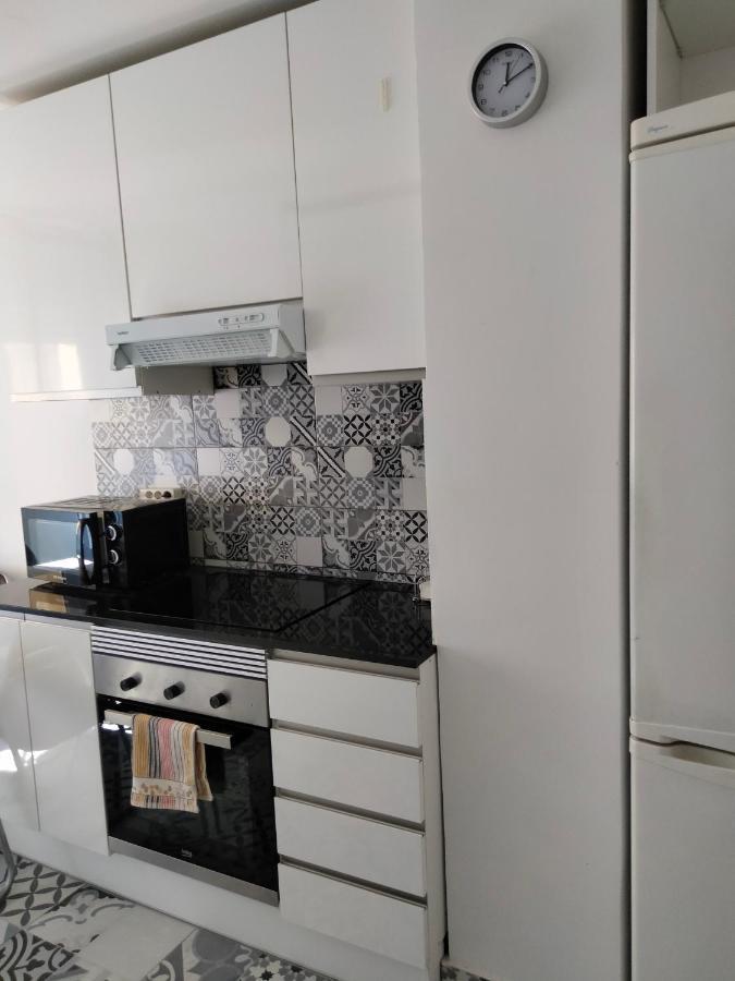 ולנסיה Malvarrosa Apartamentos מראה חיצוני תמונה